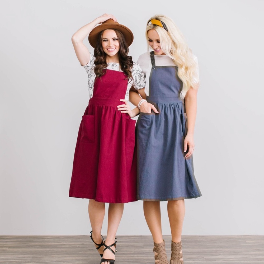 💗BURGUNDY MIDI ADJUSTABLE STRAP OVERALL DRESS💗